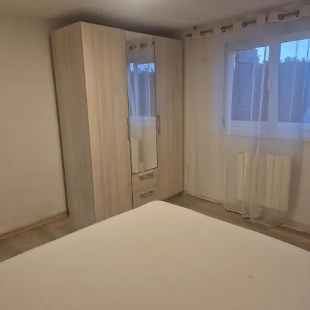 Complet Apartmán